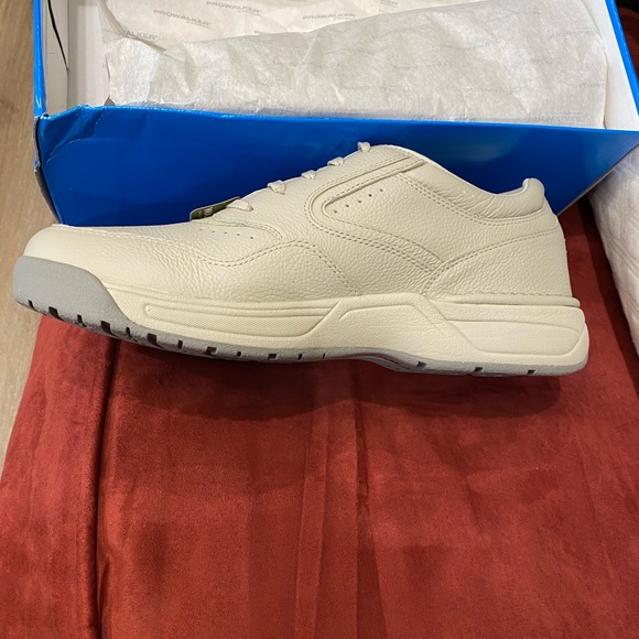 NITB ROCKPORT PRO WALKER SHOES. SIZE 12 - Picture 4 of 10